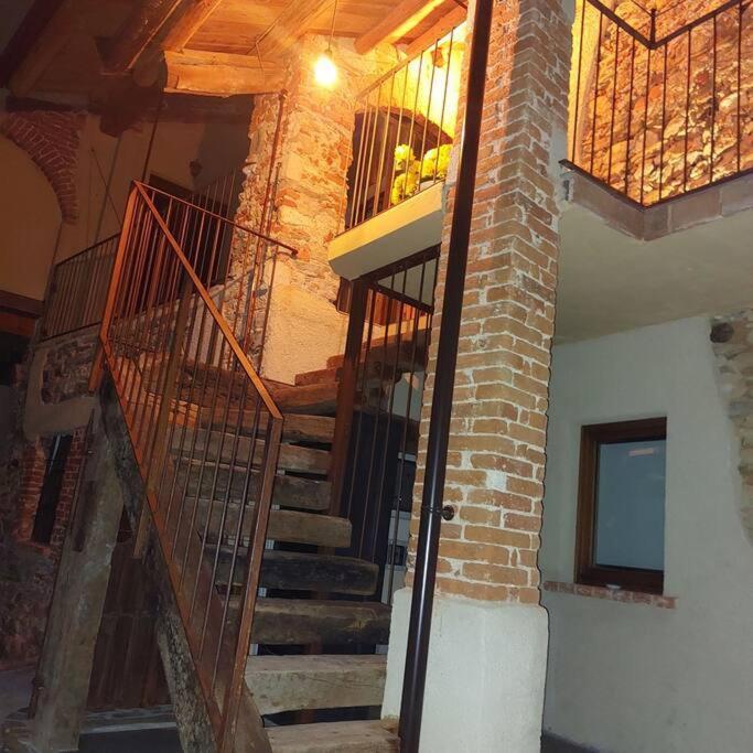 Istanti - Salvia Daire Costigliole Saluzzo Dış mekan fotoğraf